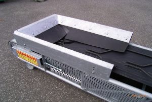 Aufgabetrichter für BGM 500 Länge: 1,2 m, verzinkt
