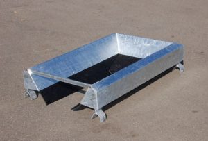 Aufgabetrichter für BGM 1200 Länge: 1,2 m, lackiert in RAL 5005