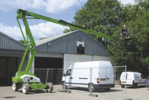 selbstfahrende Gelenkteleskoparbeitsbühne Niftylift HR21 Hybrid AWD, werksneu