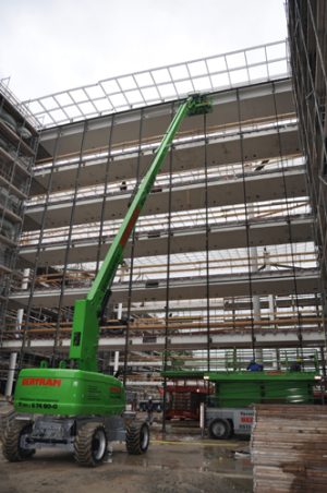 selbstfahrende Gelenkteleskoparbeitsbühne JLG E 600 JP