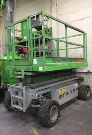 Scherenarbeitsbühne Holland Lift Y-83EL 16 4WD (G-1430)